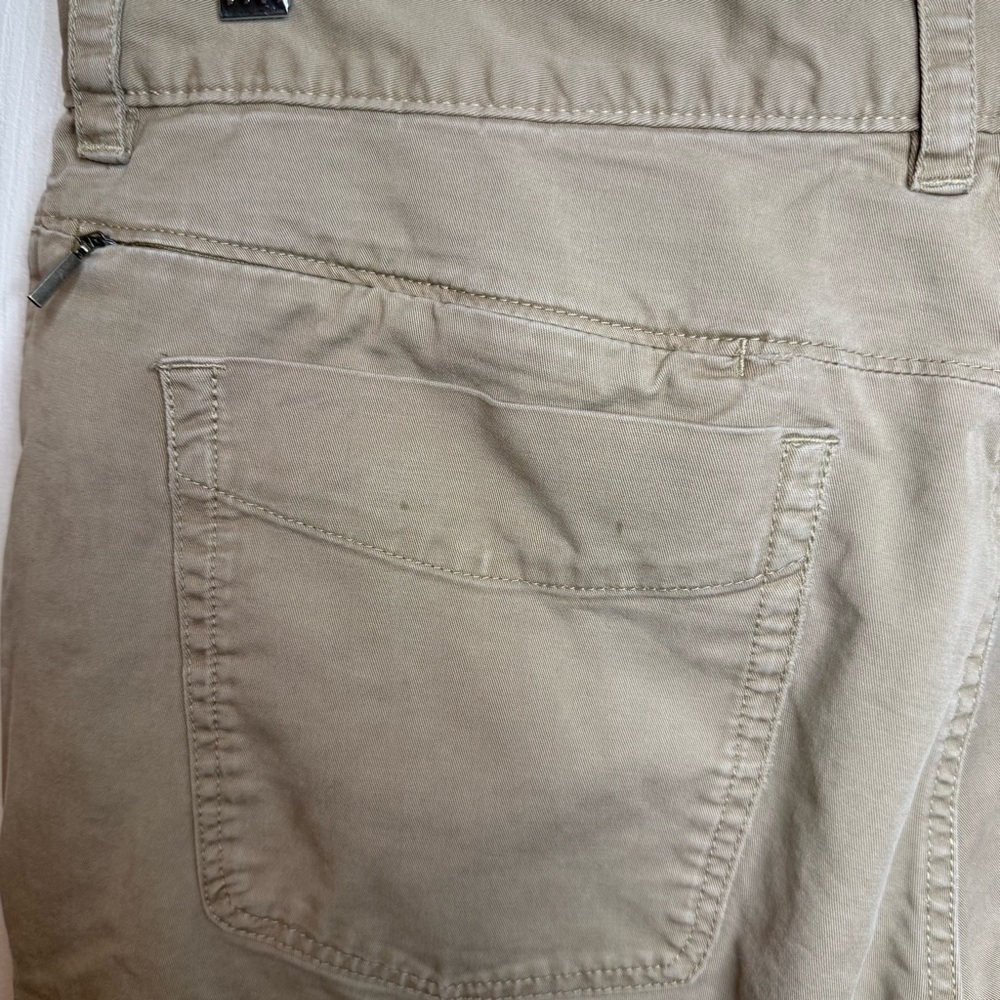 The North Face Khaki Chinos Classic Flat-Front Design Size 36 Waist GUC See Pics - Picture 6 of 9